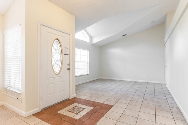 Foto del edificio - 8000 Stirrupwood Ct