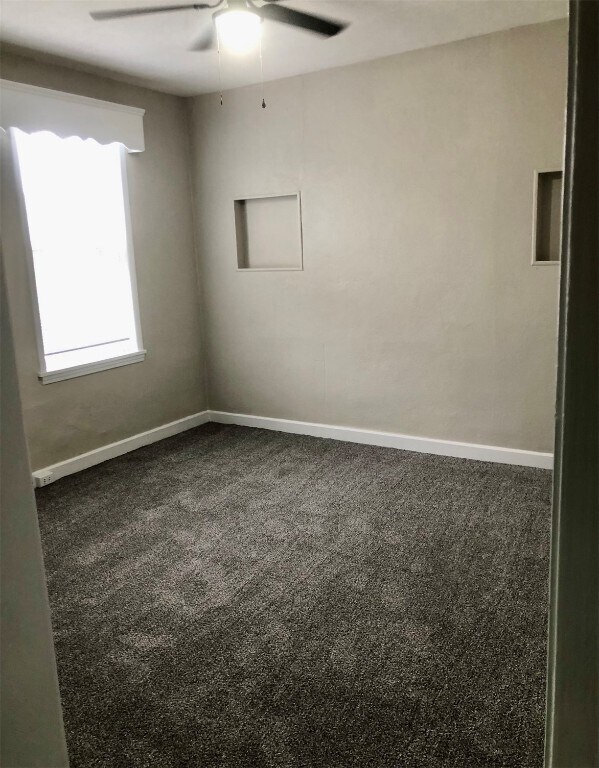 Foto del edificio - 3306 Chippewa St