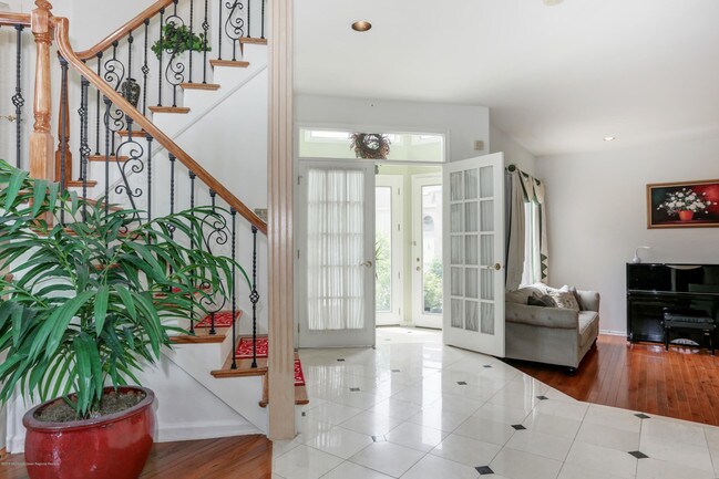 Foto del edificio - 228 St Andrews Ct