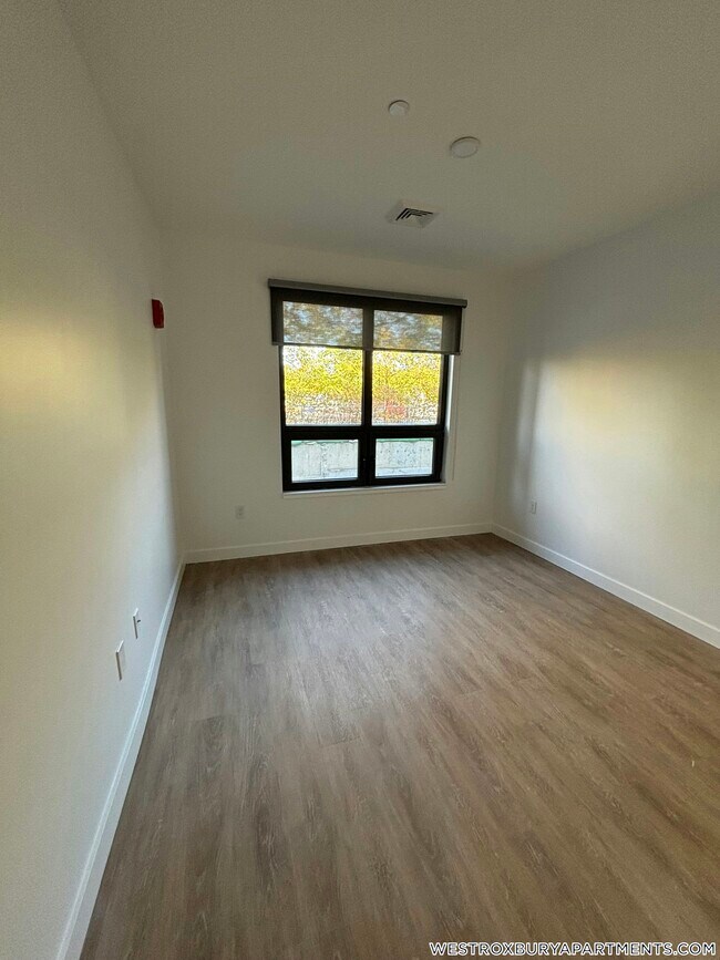 Building Photo - 199 Gardner St