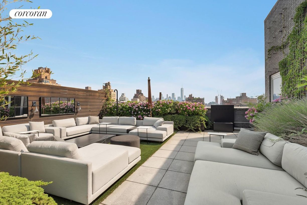 Foto principal - 246 W 17th St