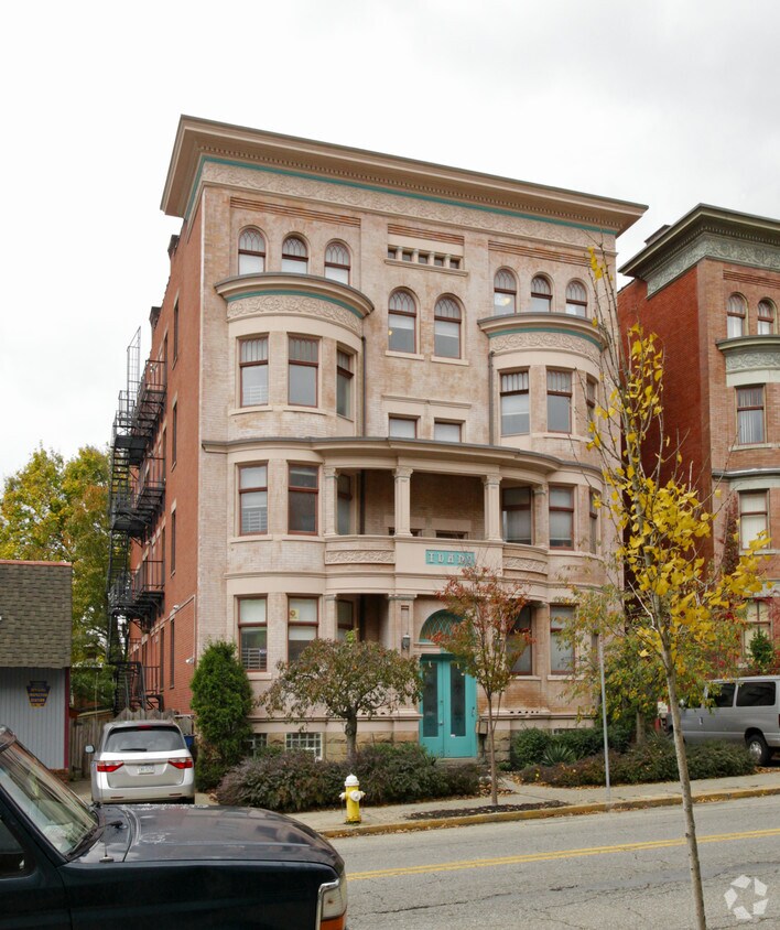 Foto del edificio - 5460 Penn Ave