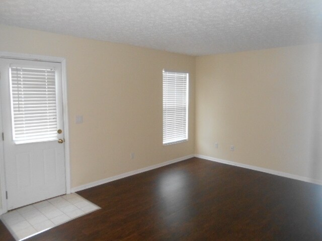 Building Photo - 907 Cherry Bud Drive