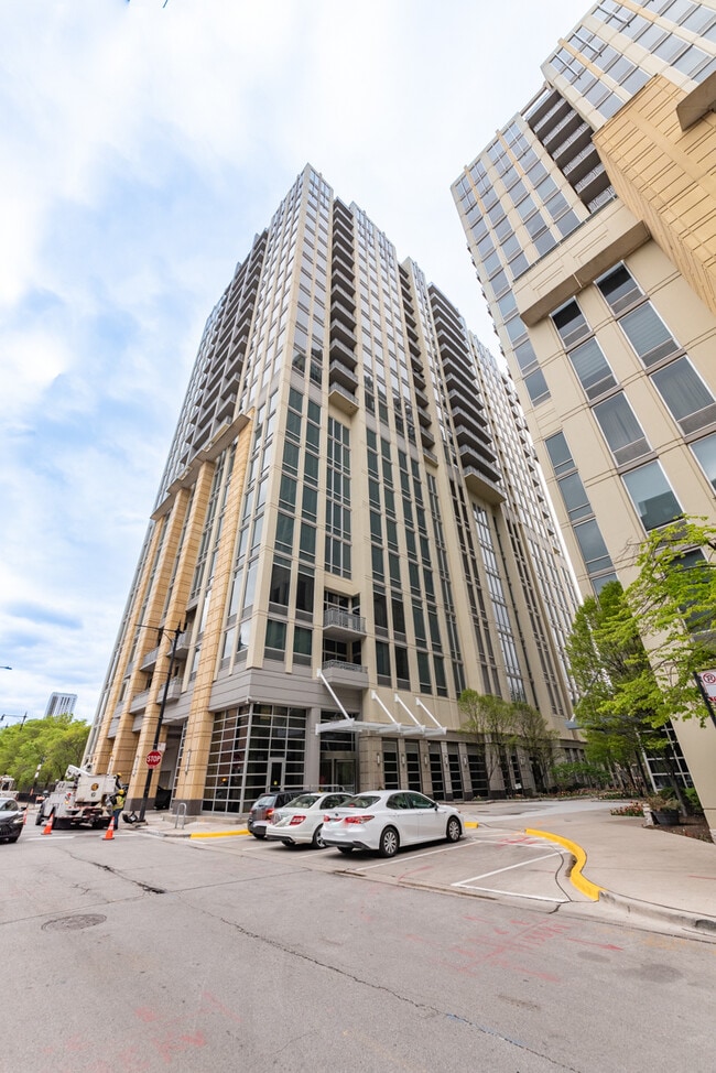 Building Photo - 700 N Larrabee St