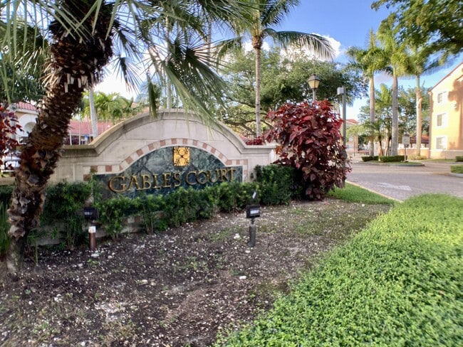 Foto del edificio - 6821 SW 44th St