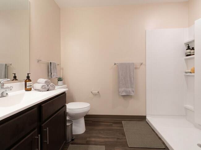 1 dormitorio - Baño - Minock Park Place - Senior Community