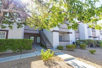 Building Photo - 7255 W Sunset