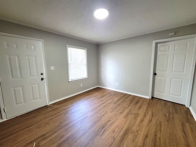 Foto del interior - Davis Mills