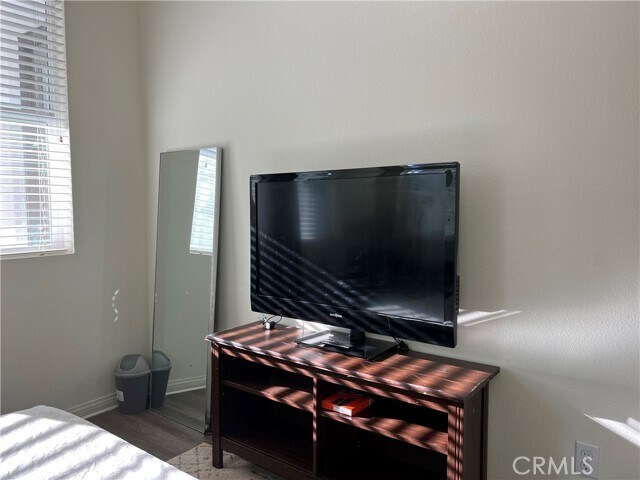 Building Photo - 1413 Girona Dr