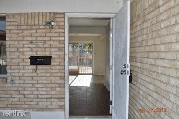 Foto del edificio - 4 br, 2 bath House - 1269 Dakota