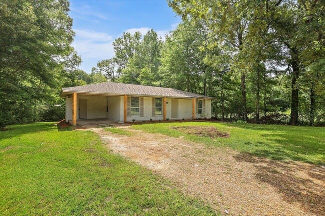 Building Photo - 642 Sweetgum St