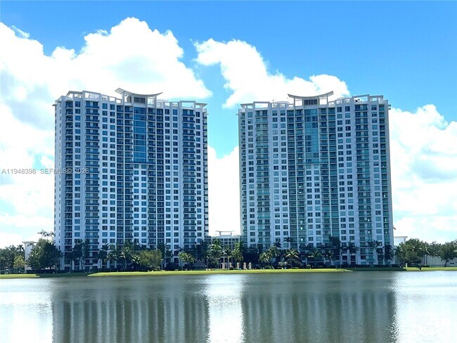 Foto del edificio - 2681 N Flamingo Rd