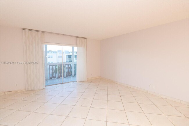 Foto del edificio - 218 NE 12th Ave