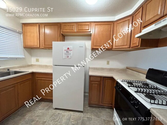 Building Photo - 3 bedroom 2 bath house in Stead!