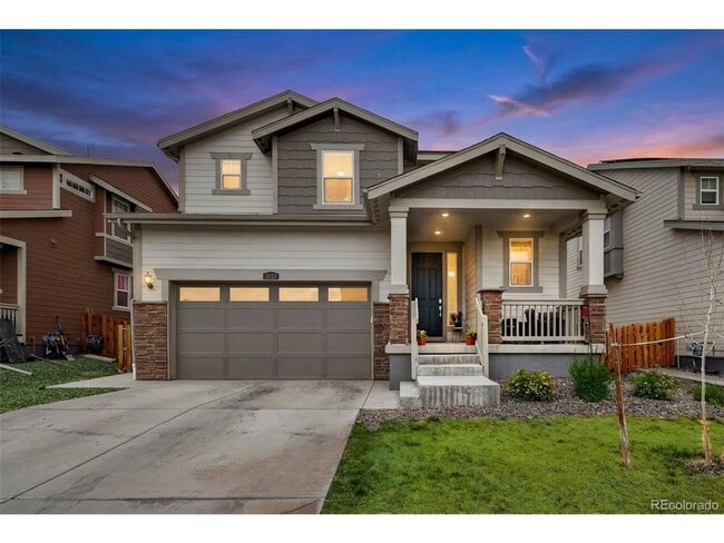 Spacious & Bright, Multi-Level 3BR 3BA in Commerce City w/ Private Yard! - Spacious & Bright, Multi-Level 3BR 3BA in Commerce City w/ Private Yard! House