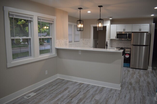 Foto del edificio - 2406 N Talbott St