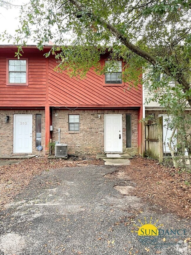 Building Photo - 351 Woodham Ct