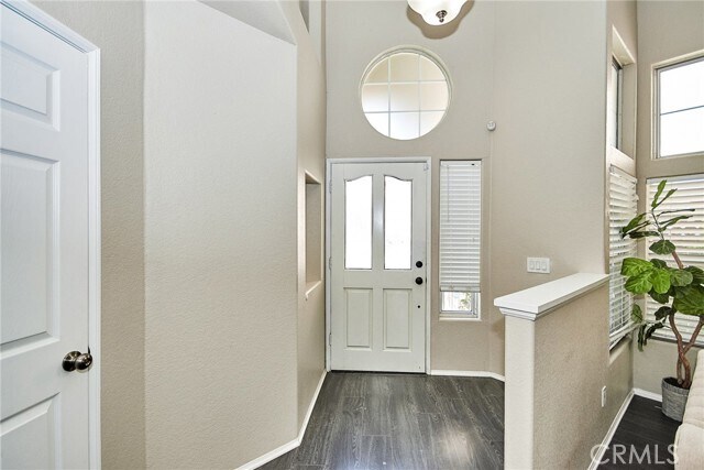 Building Photo - 10332 Southridge Dr
