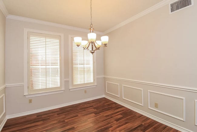 Building Photo - 18748 Vista Del Sol