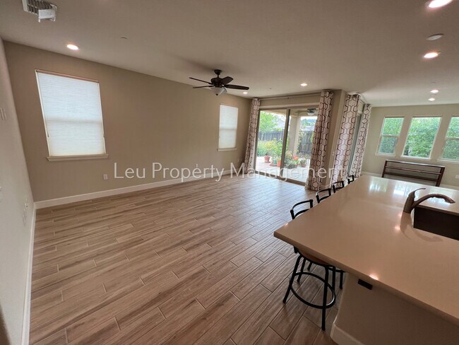 Building Photo - 4003 Santa Ynez Dr