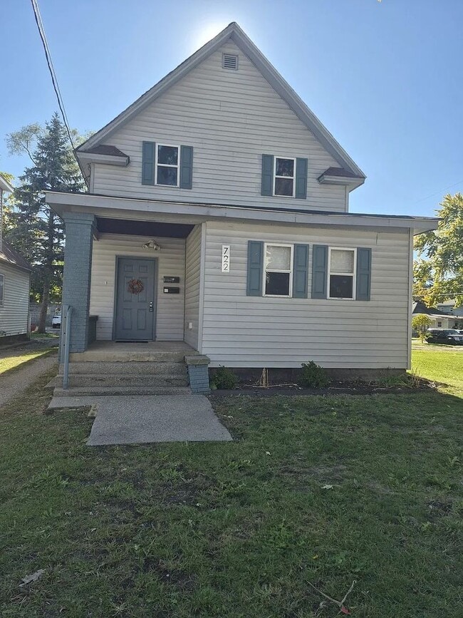 Building Photo - 722 Butterworth St SW