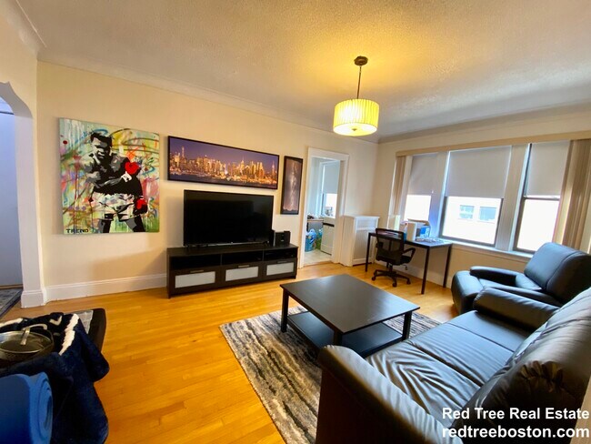 Foto del edificio - 137 Englewood Ave