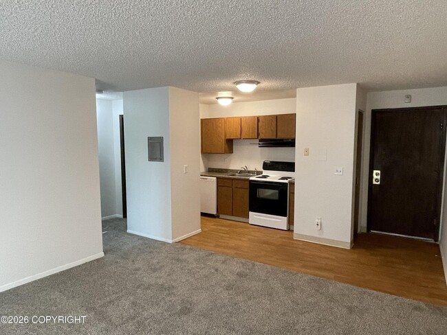 Building Photo - 3400 Eureka St