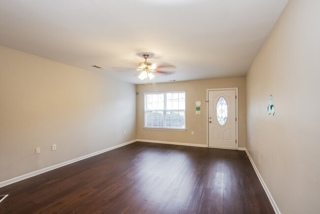 Foto del edificio - 3609 Shallow Oak Ct