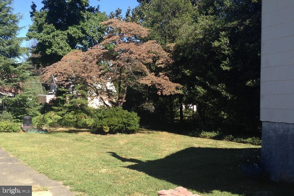 Foto principal - 5753 Rogers Ave