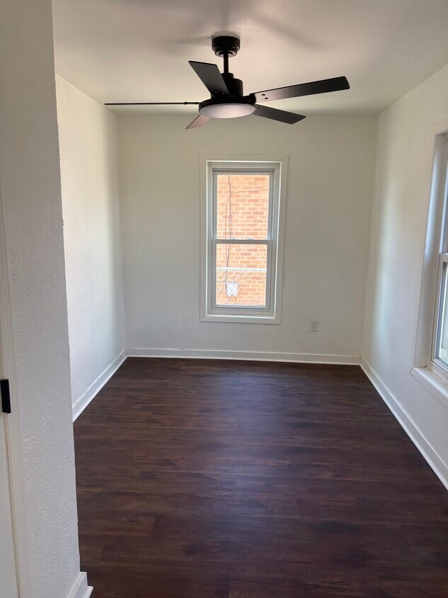 Building Photo - 4822 35th St