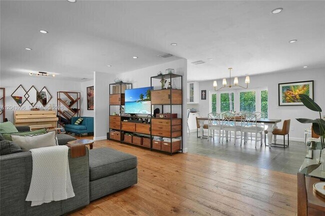 Foto del edificio - 5721 SW 59th Ct