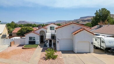 Building Photo - 260 W 210 S