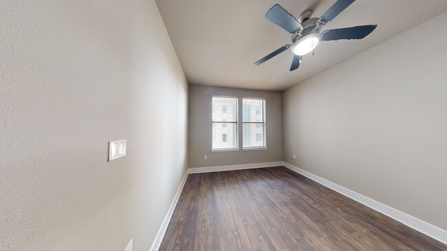 Interior Photo - Savoye