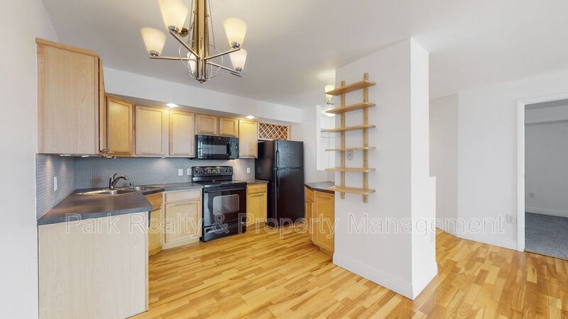 Primary Photo - 601 W 11th Ave