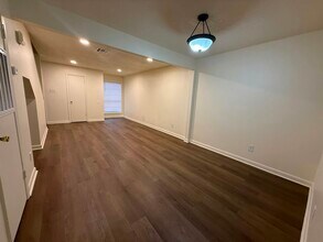 Building Photo - 201 High Meadows Blvd