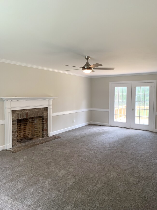 Building Photo - 4121 Raven Ridge Dr NW