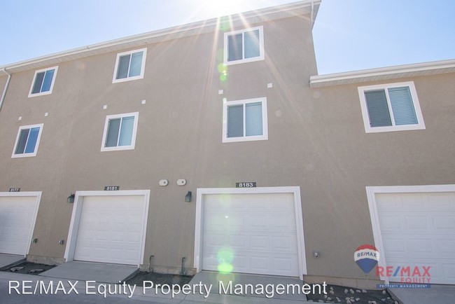 Building Photo - 3 br, 2.5 bath House - 4080 E Sunbury Ln