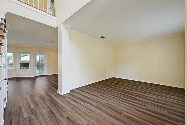 Foto del edificio - 9408 Winchester Rd