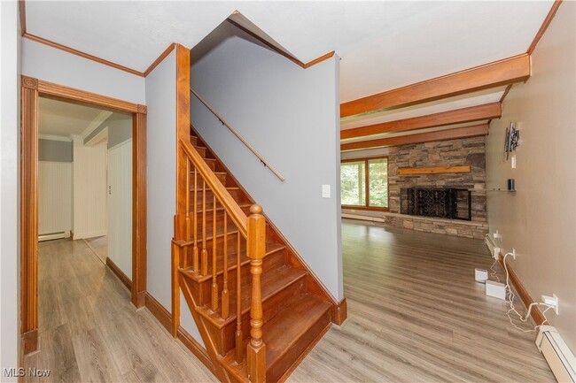 Building Photo - 8693 E Craig Dr