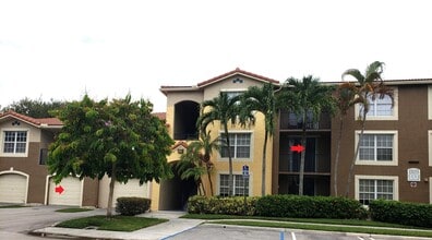 Building Photo - 15155 Michelangelo Blvd