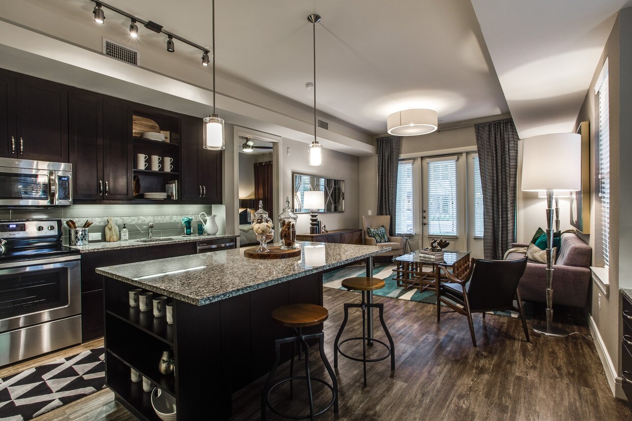 The Michael at Presidio Apartments Austin, TX