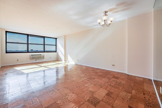 Foto del edificio - 7000 JFK Blvd E
