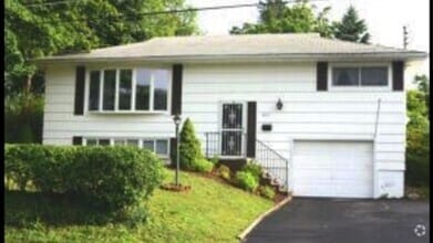Building Photo - 3651 Rath Ave