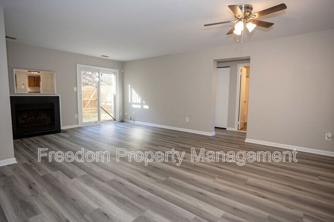 Building Photo - 16326 Taconic Cir