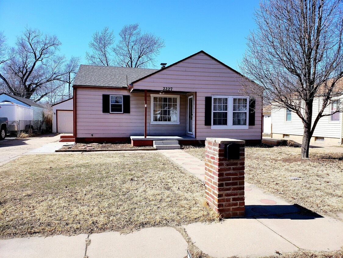 2227 Ellis S, Wichita, KS 67211 House Rental in Wichita, KS