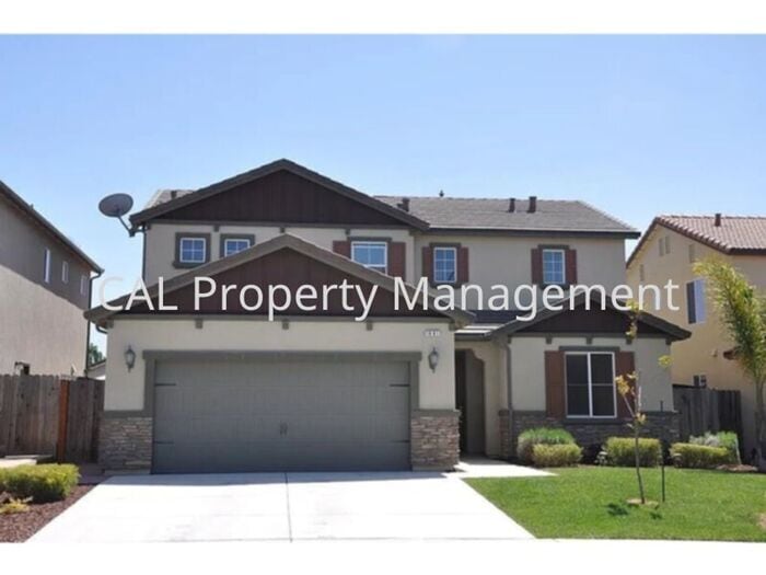 Foto principal - Beautiful 4 bedroom home in Hollister, CA