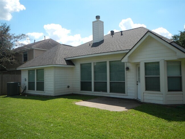 Foto del edificio - 1203 Foxland Chase St