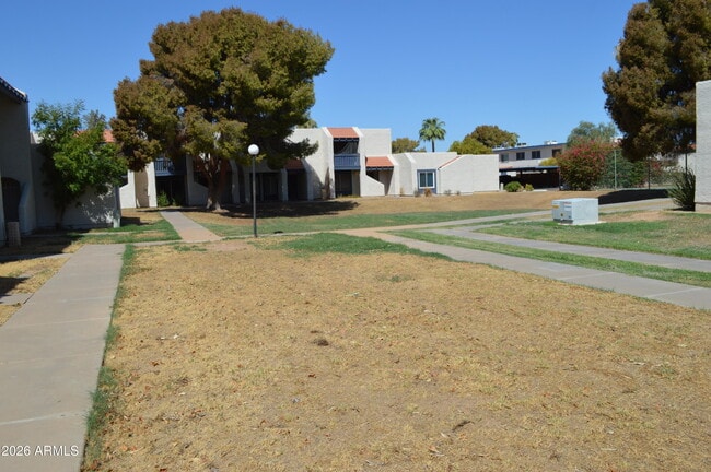 Foto del edificio - 5442 W El Caminito Dr