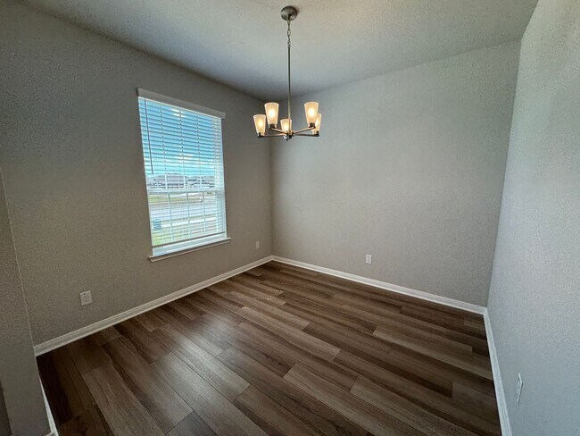 Foto del edificio - 938 James Parker Cir