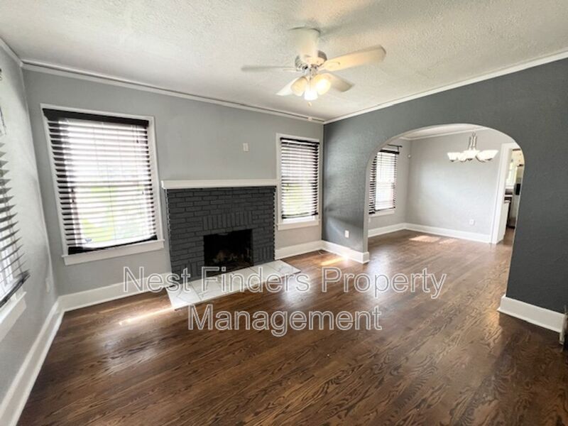 Primary Photo - 1568 Naldo Ave